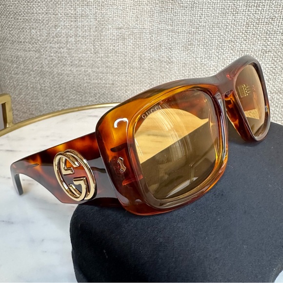 New! Authentic Gucci Sunglasses - Picture 5 of 13